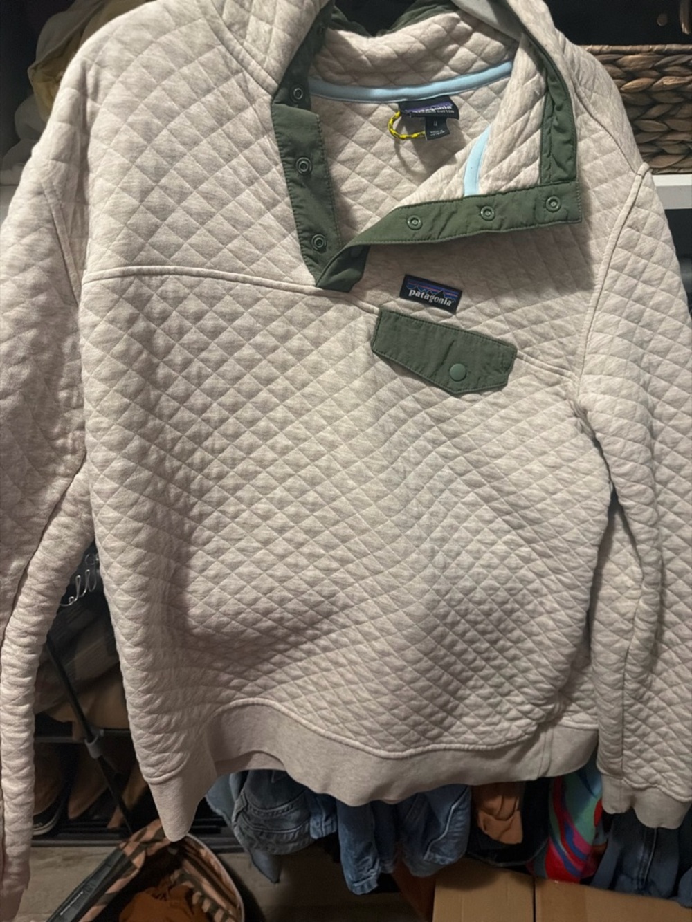Patagonia Quilted Snap-T Pullover Jacket in Light Beige with Olive Trim